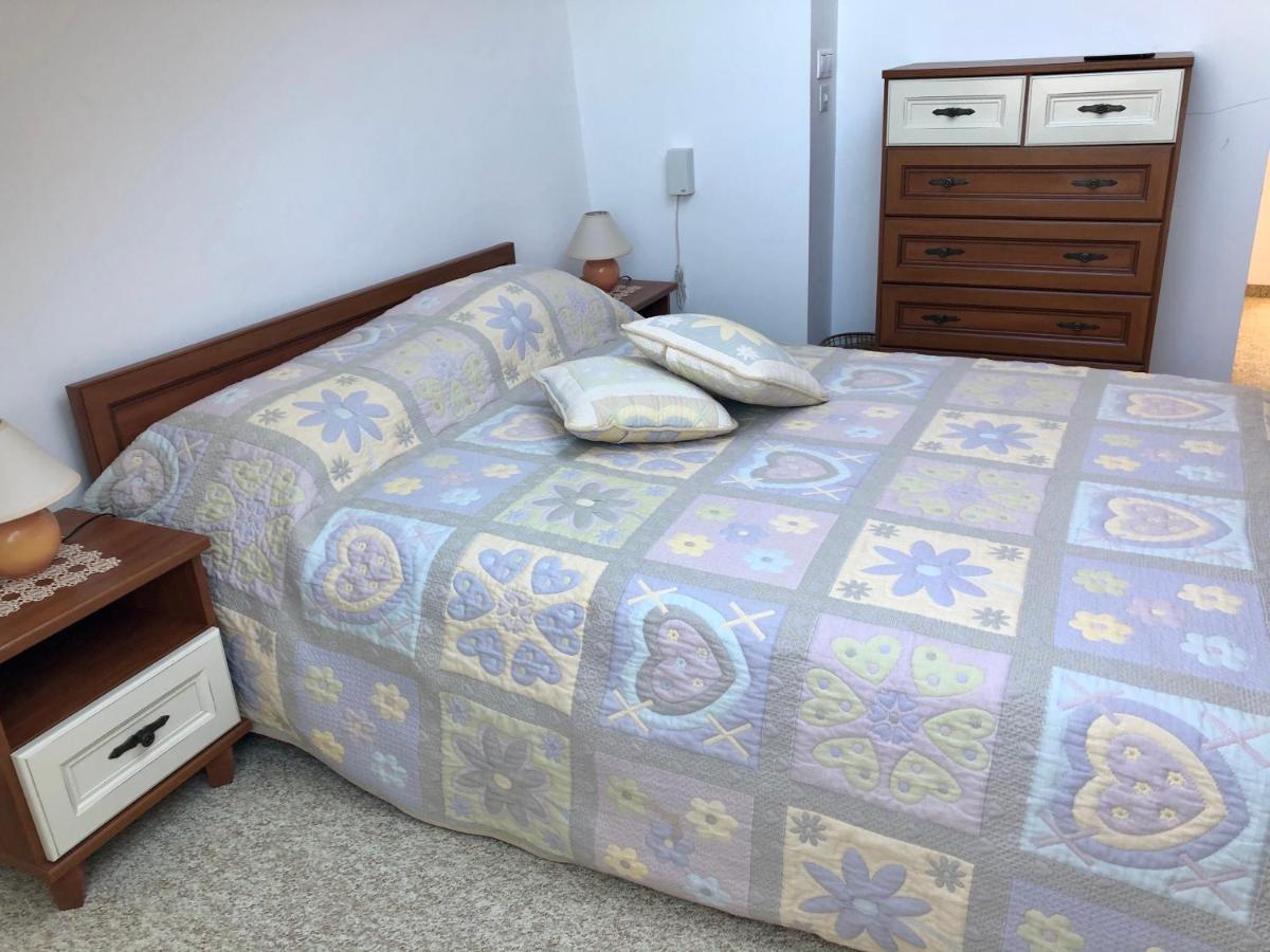 Luxury Penthouse With A Lavish And 2 En-suite Bedrooms *