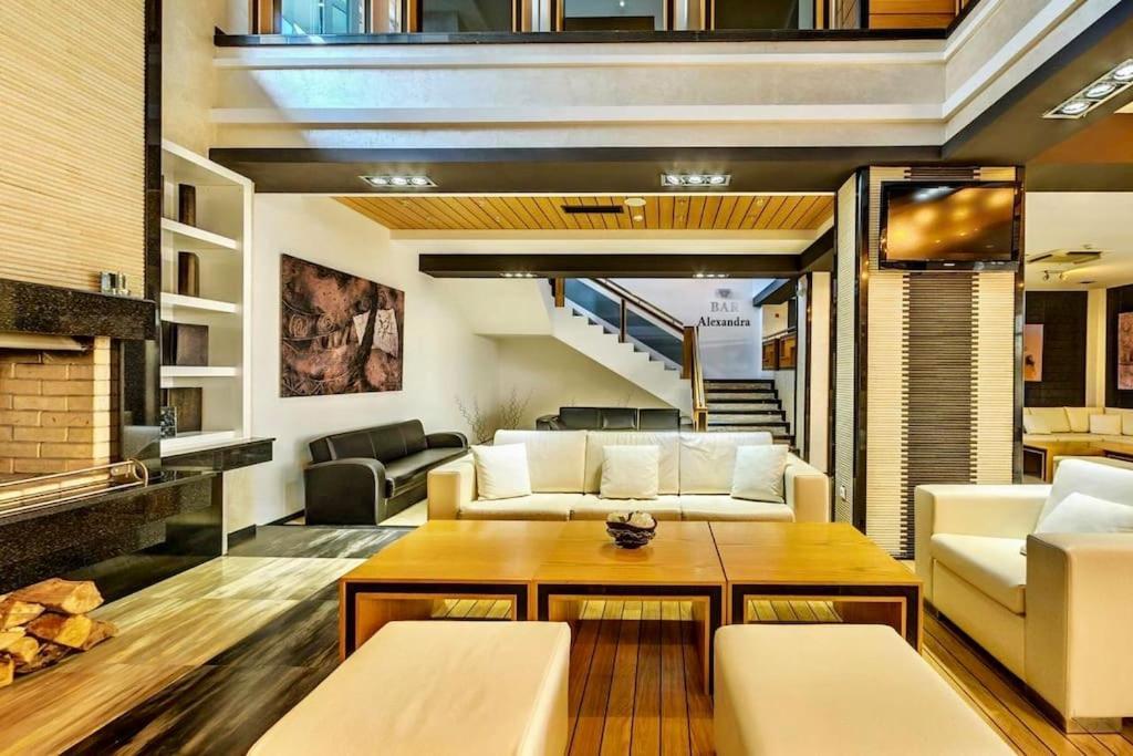 Luxury Penthouse With A Lavish And 2 En-suite Bedrooms Apartment Bansko